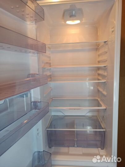 Холодильник. beko