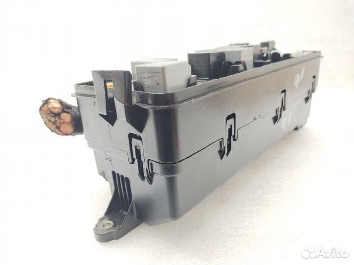 Блок предохранителей Land Rover Discovery 5 L462