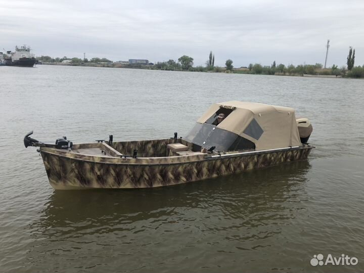 Лодка пластиковая Raskat 70DC верфь RiverBoat
