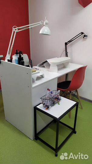 Стол для маникюра