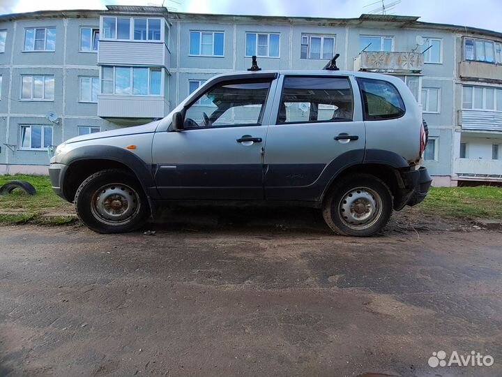 Chevrolet Niva 1.7 МТ, 2010, 252 436 км