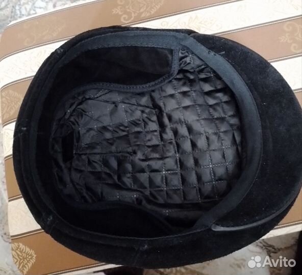 Мужская кожаная кепка