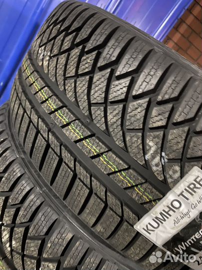 Kumho WinterCraft WP72 245/45 R20