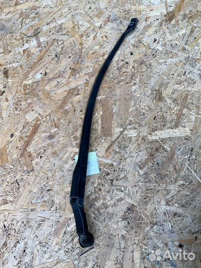 Поводок (держатель) стеклоочистителя передний