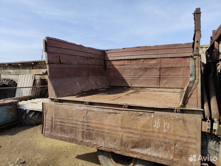 Прицеп тракторный 2птс 9