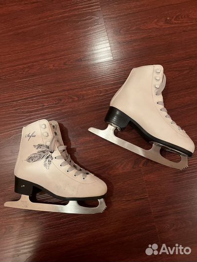 Коньки фигурные