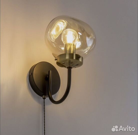 Светилтник настенный бра