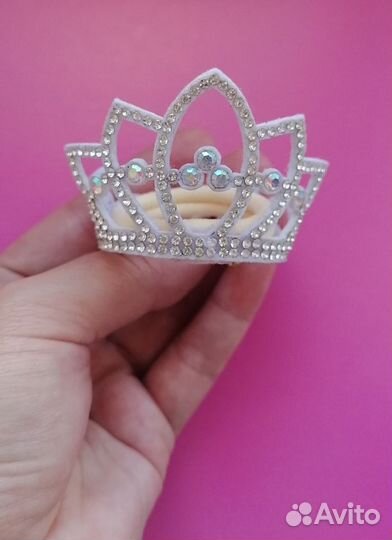 Диадема, корона на гимнастический пучок