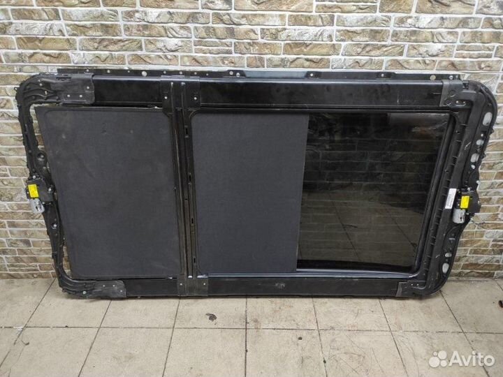 Стекло панорамной крыши BMW X5