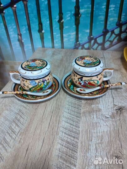 Чашки чайные фарфоровые Yamasen Gold collection