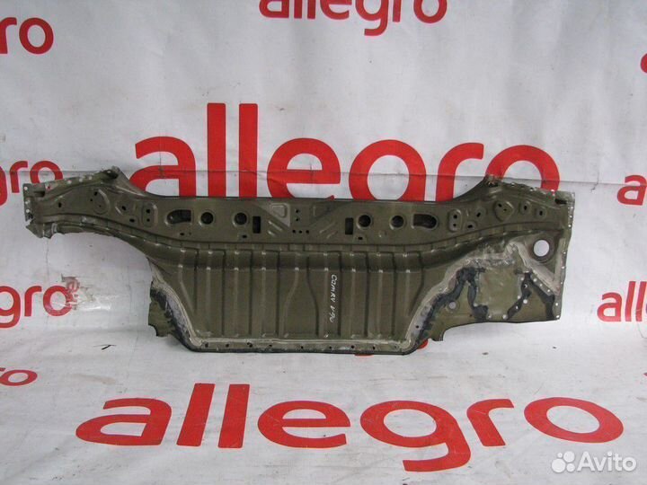 Toyota Camry V70 панель багажника задняя