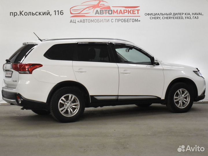 Mitsubishi Outlander 2.0 CVT, 2015, 130 000 км