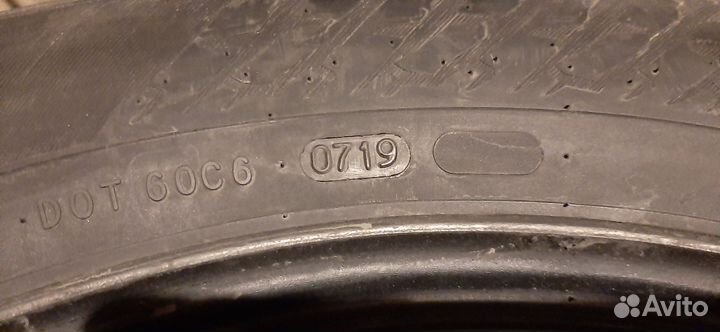 Nokian Tyres Hakkapeliitta 9 SUV 235/55 R17 103T