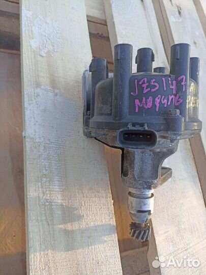 Трамблер Toyota crown 141