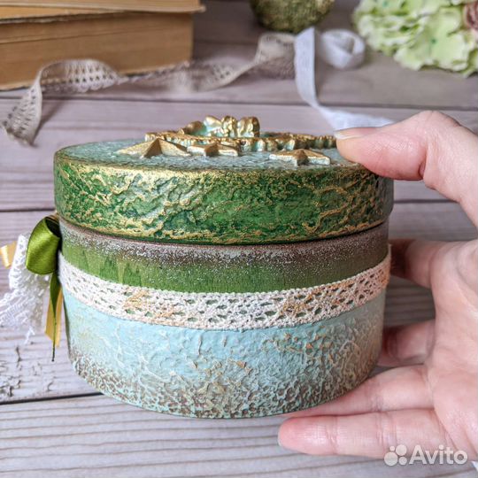 Шкатулки из массива дерева, ручная работа