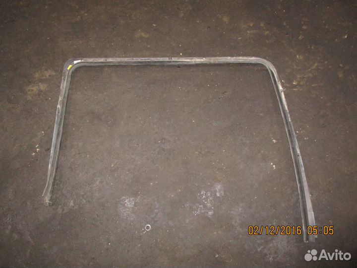 Накладка стекла двери MAN 81626300056