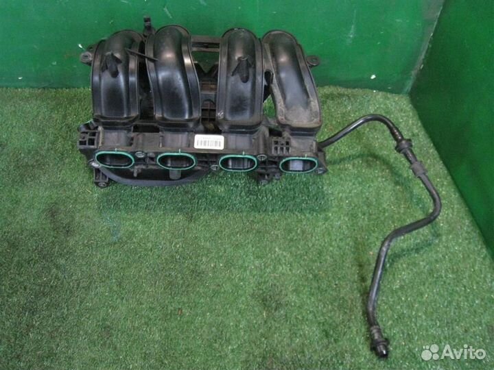 Коллектор впускной Ford Fiesta (CB1) 2011