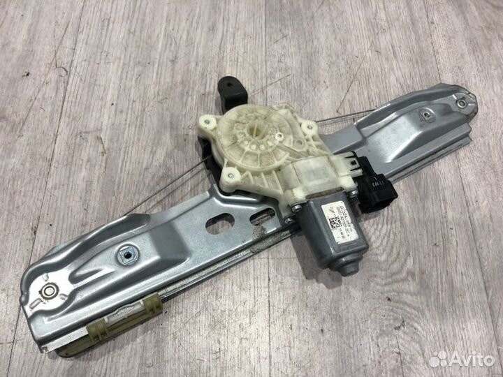 Стеклоподъемник задний левый Ford Focus 3 2011