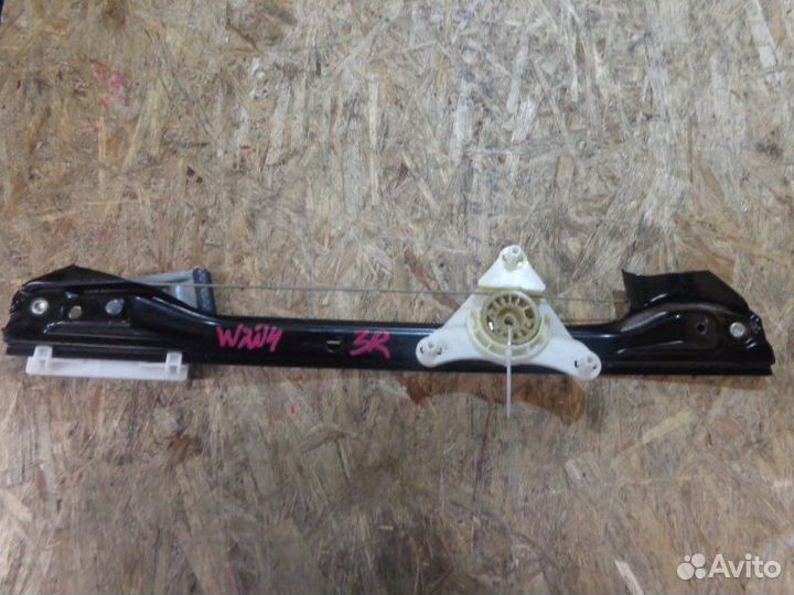 Стеклоподъемник Mercedes-Benz C-Class W204