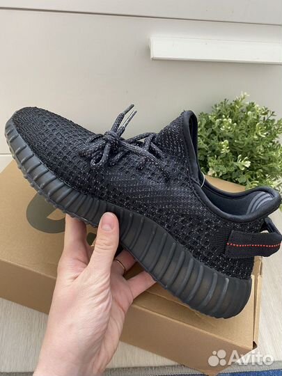 Рефлективные Adidas Yeezy boost 350