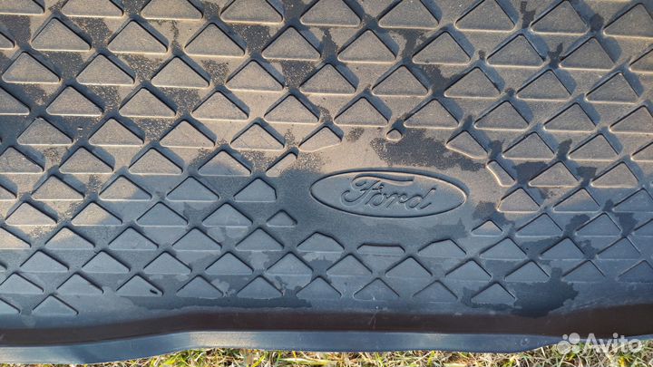 Коврик в багажник Ford Fusion