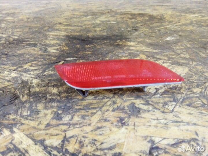 Катафот бампера задний правый Subaru Xv