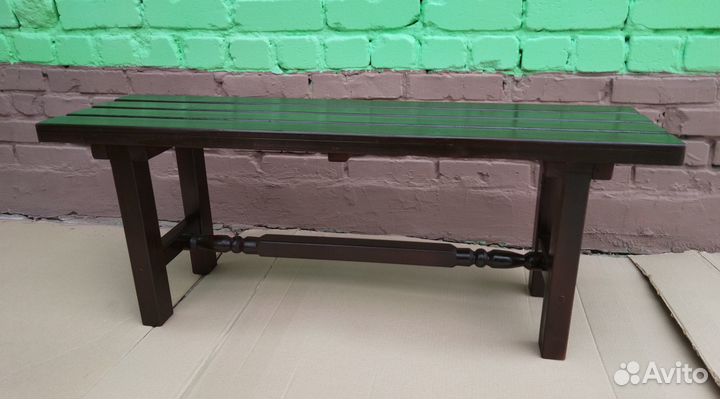 Лавочка деревянная