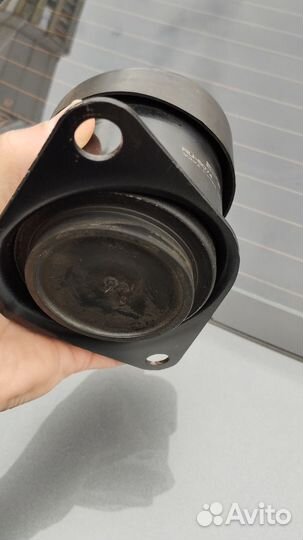 Подушка двигателя правая Хонда аккорд 8