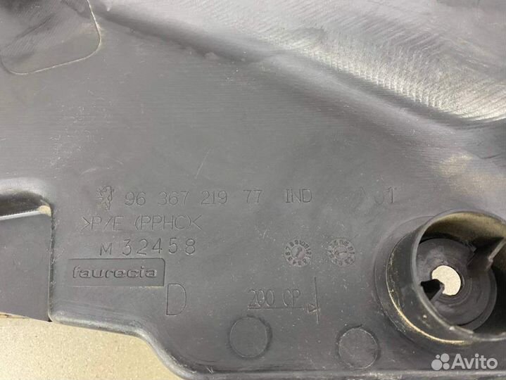 Накладка декоративная Peugeot 307 2001-2008