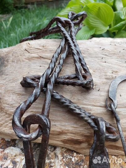 Старинная цепь для очага