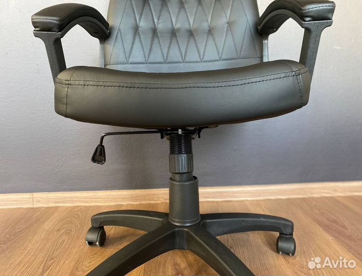 Кресло для офиса
