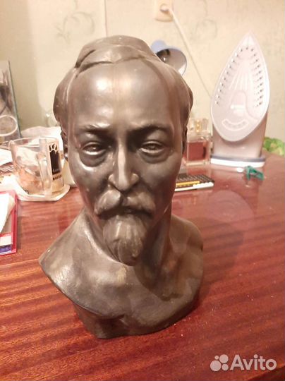 Бюст дзержинского бронза