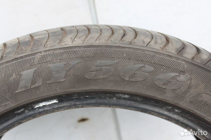 Constancy LY566 215/50 R17