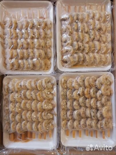 Креветка на шпажках