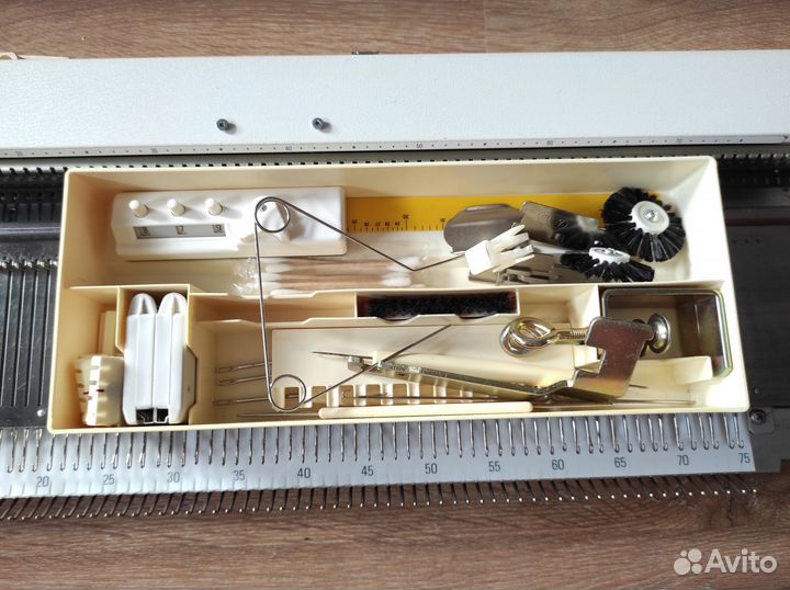 Вязальная машина Silver reed SK860 4 класс