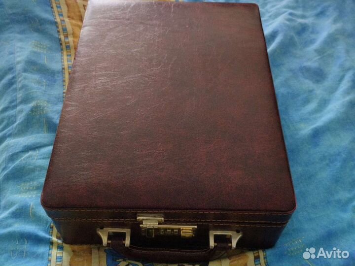 Чемодан для пикника