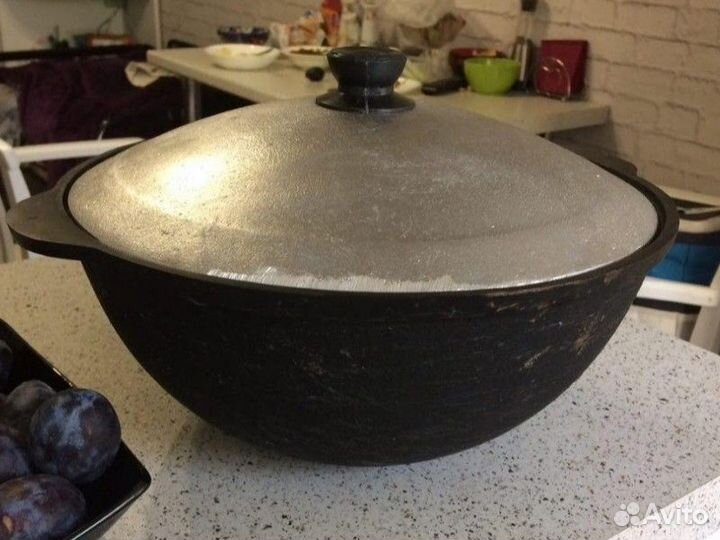 Казан чугунный узбекский