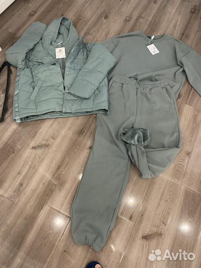 Спортивный костюм женский