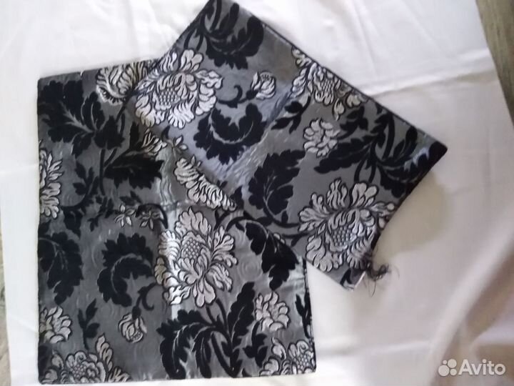 Наволочки новые из мебельной ткани