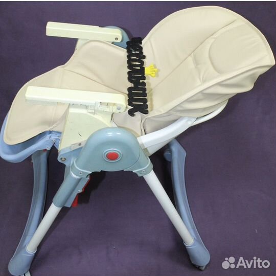 Стульчик для кормления jetem