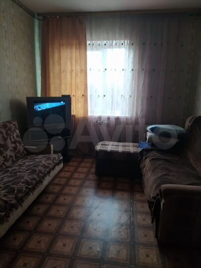 2-к. квартира, 50 м², 1/3 эт.