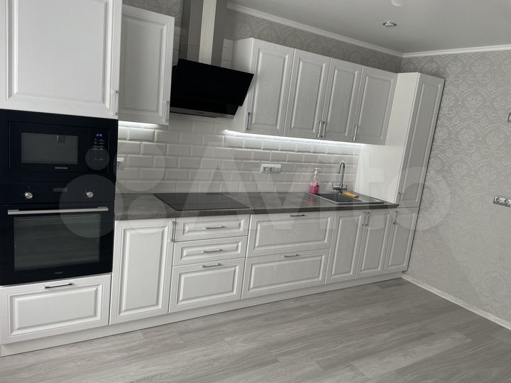 2-к. квартира, 66 м², 6/9 эт.