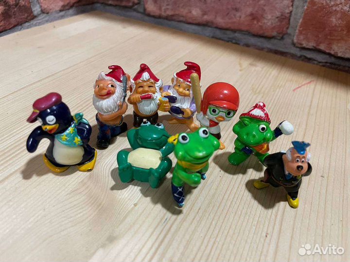 Игрушки из ретро киндера