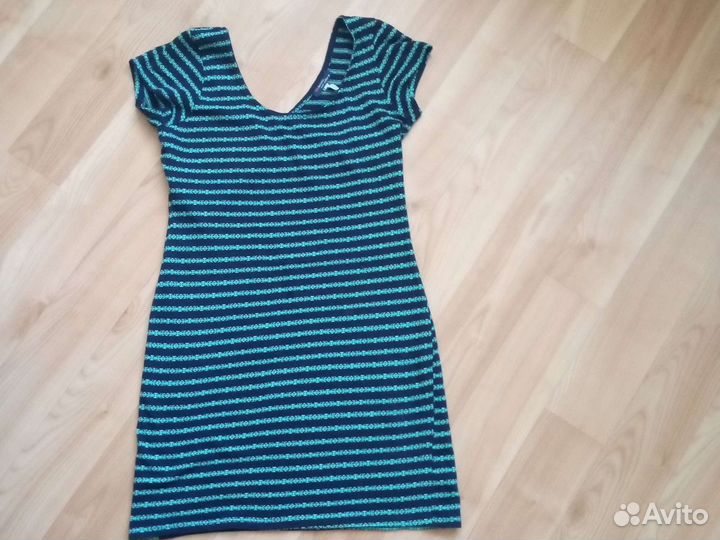 Каждая вещь по 200, есть новые вещи