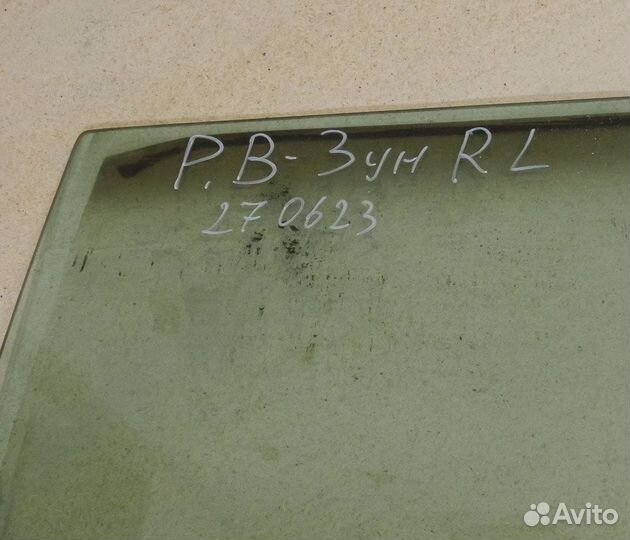 Стекло двери задней левой VW Passat B3