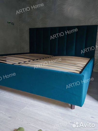 Дизайнерская кровать