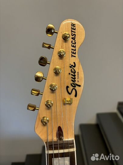 Squier by fender 40th Anniversary Telecaster gold