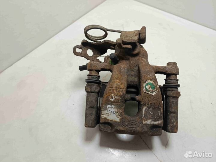 Суппорт задний правый Ford Mondeo