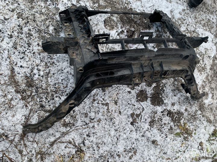 Панель передня Ford Fusion