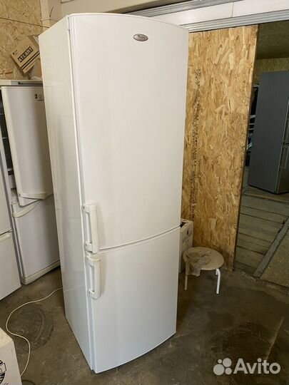 Холодильник вирпул